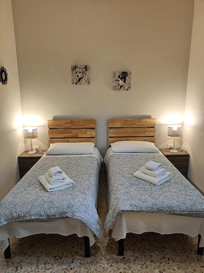 Zeus Apartment โมโนโปลี ภายนอก รูปภาพ